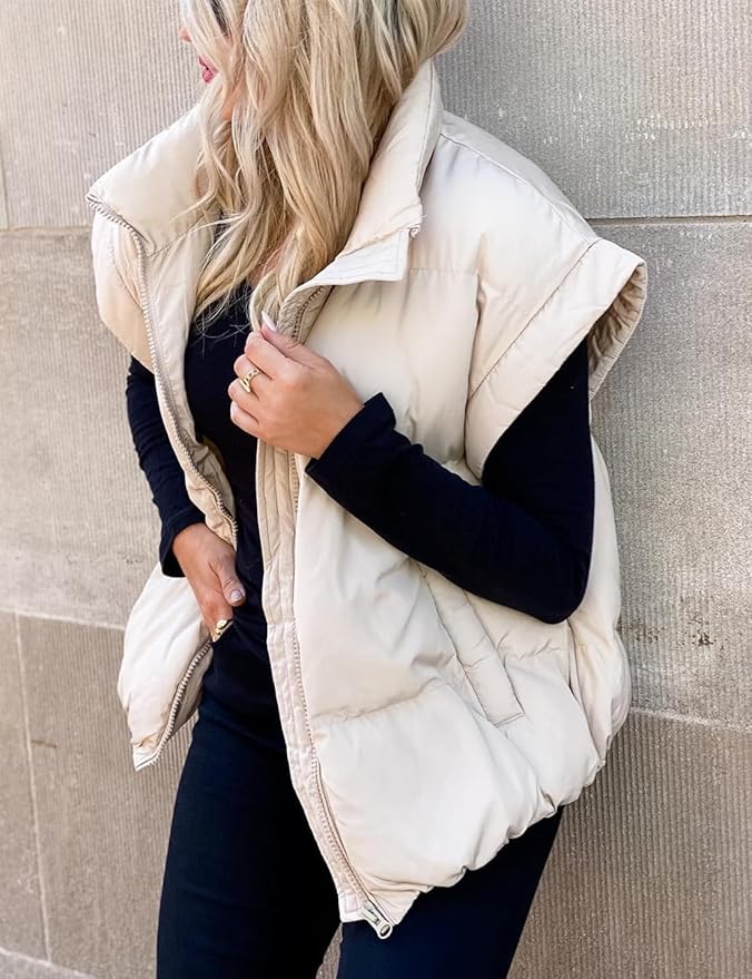 Charlotte™ – Comfortable and cozy short quilted jacket with short sleeves for stylish comfort