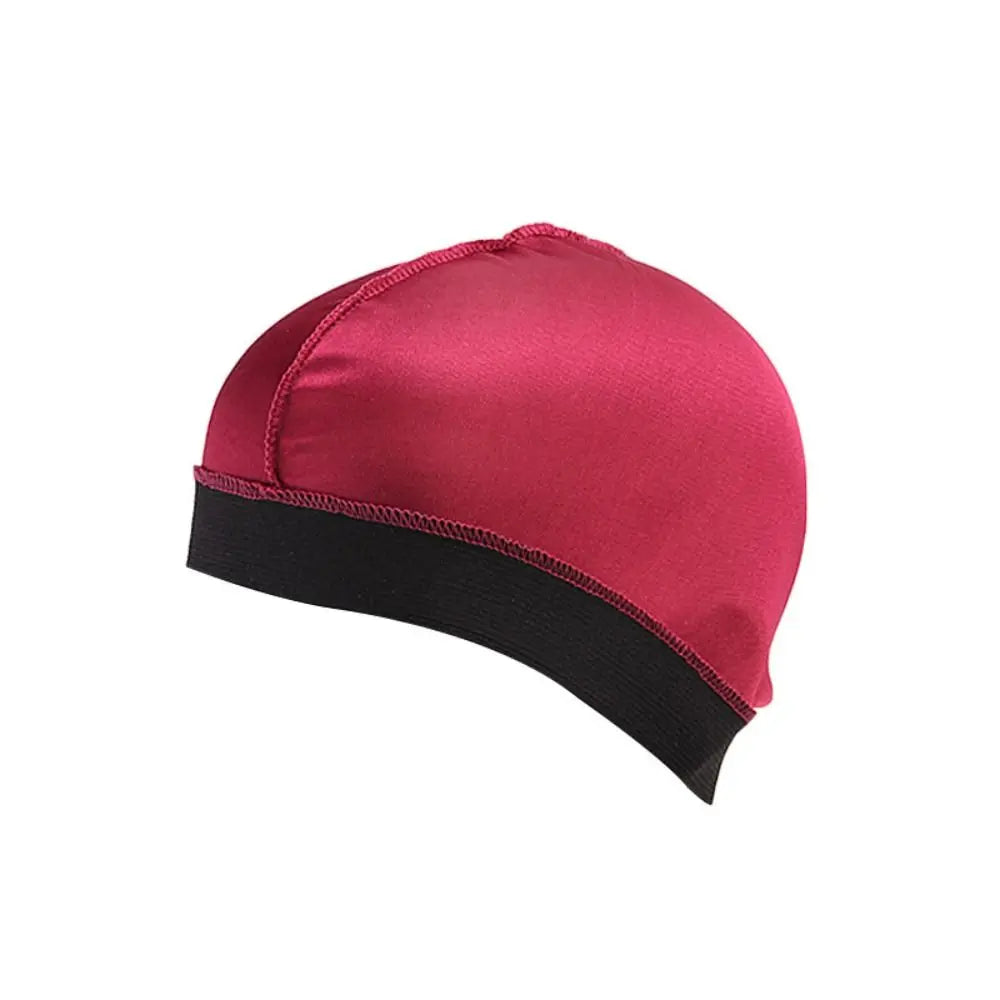 Elegant men's Oktoberfest fedora with feather – the perfect costume accessory for an unforgettable festival experience