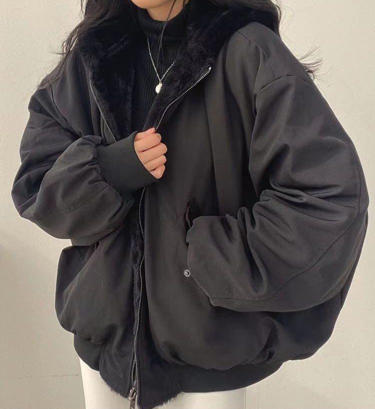 Alyssa™ - Stylish and Elegant Warm Jacket for a Modern Look