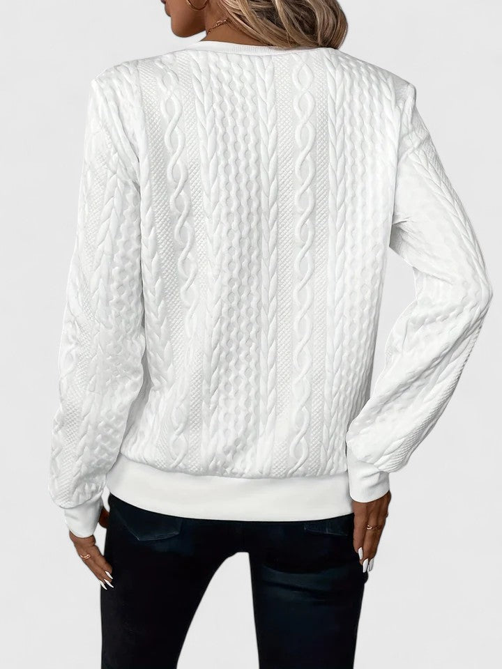 Deliora Pullover – Timeless elegance and stylish comfort for all occasions