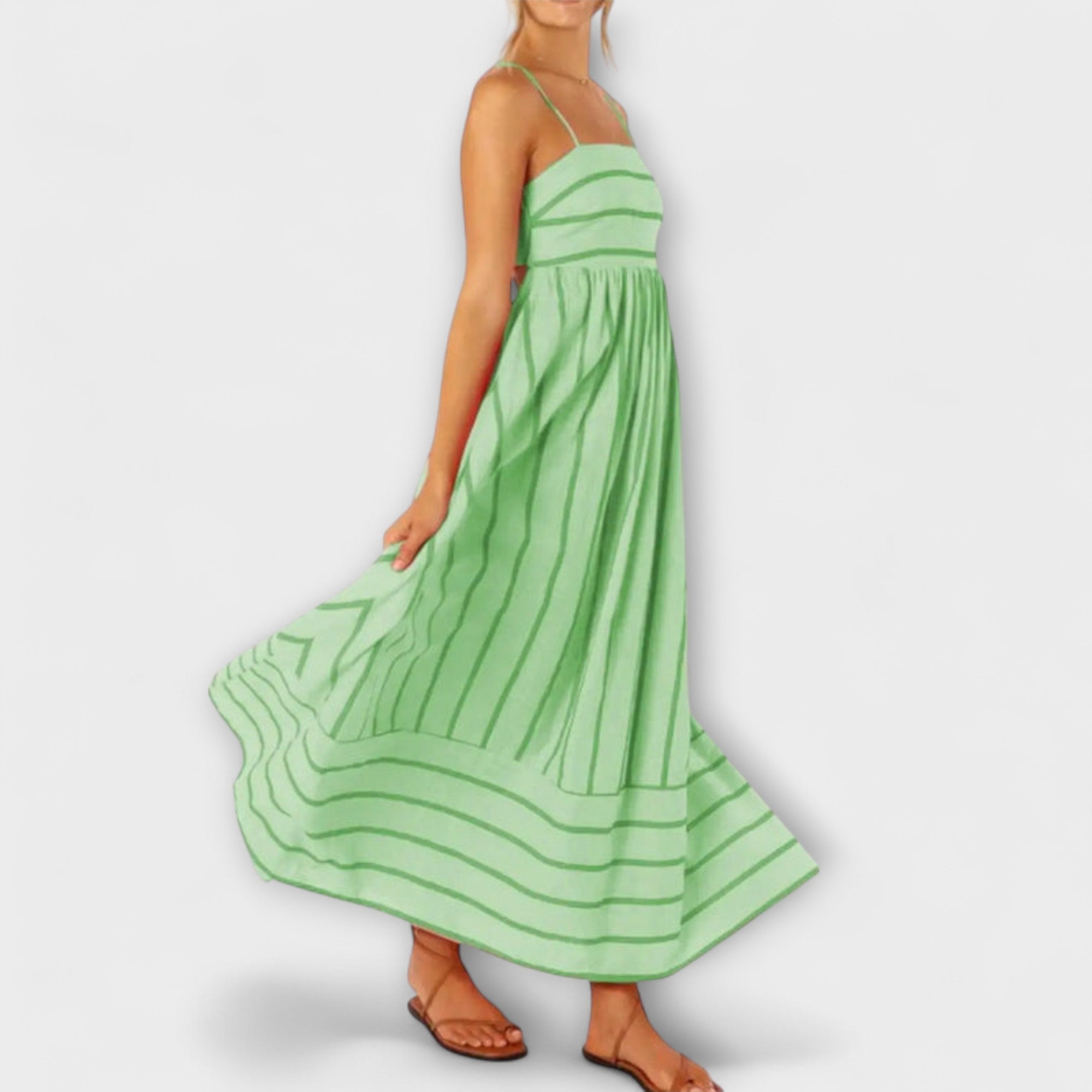Women's Summer Maxi Dress in Flowing Silhouette with Sleeveless Design and Subtle Waist Definition