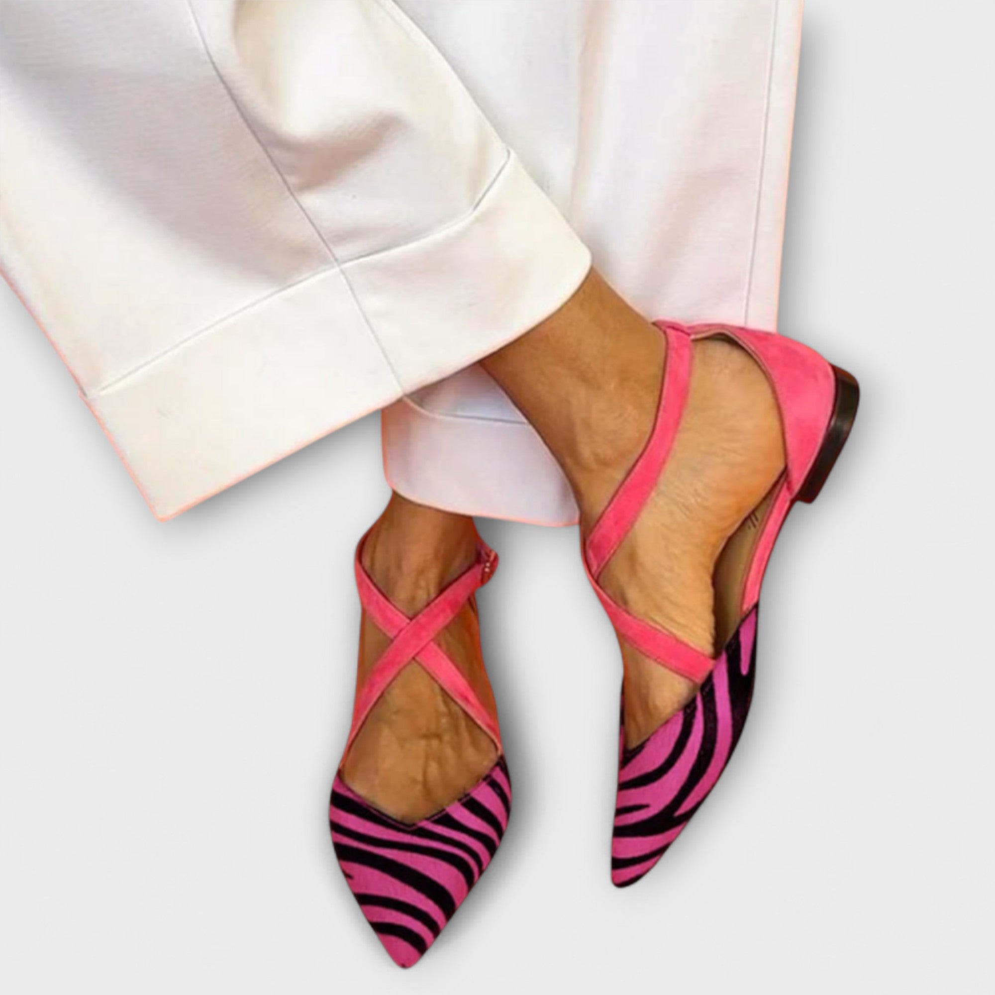 Fenna - Create a Timeless and Stylish Look with Elegant Classic Leather Loafers