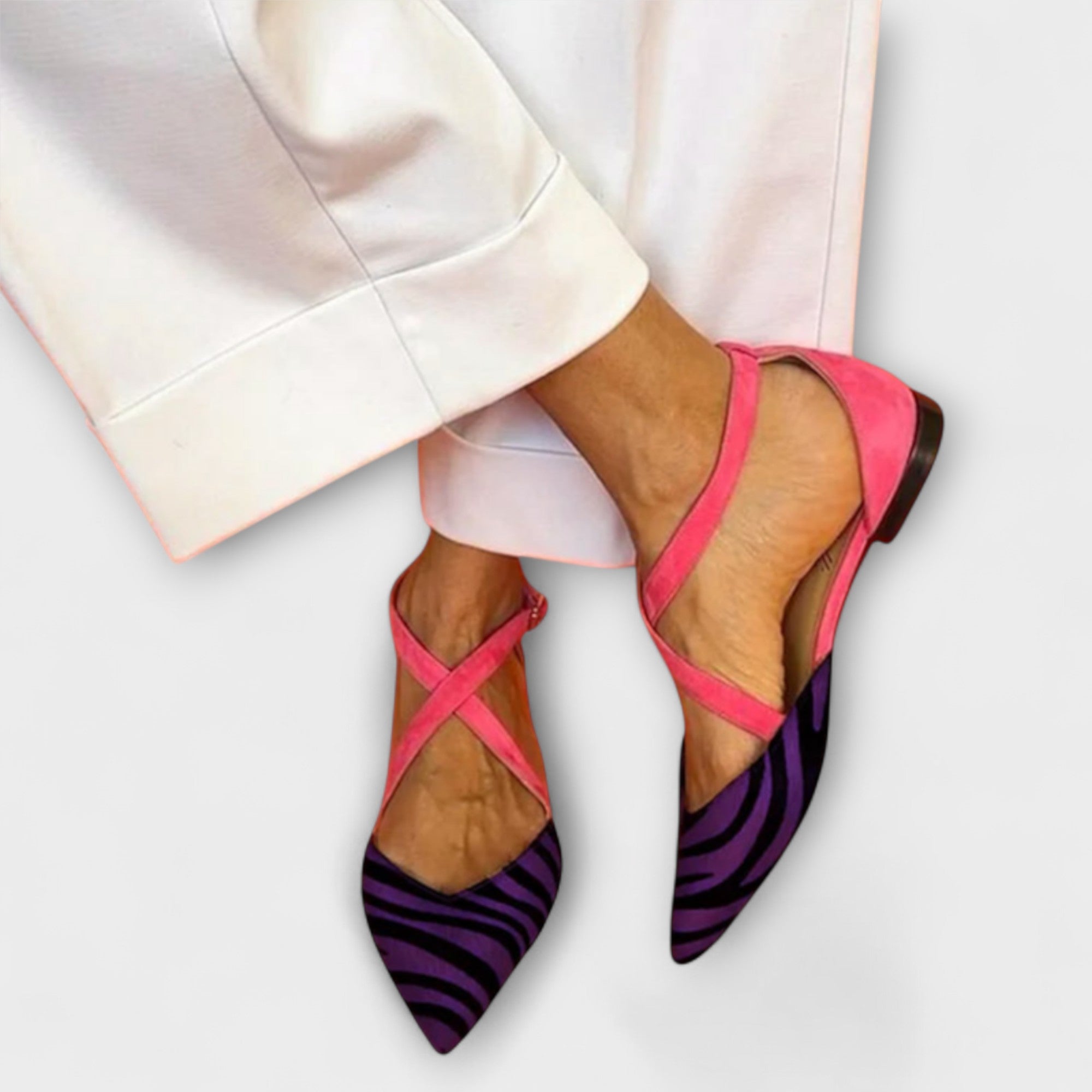 Fenna - Create a Timeless and Stylish Look with Elegant Classic Leather Loafers