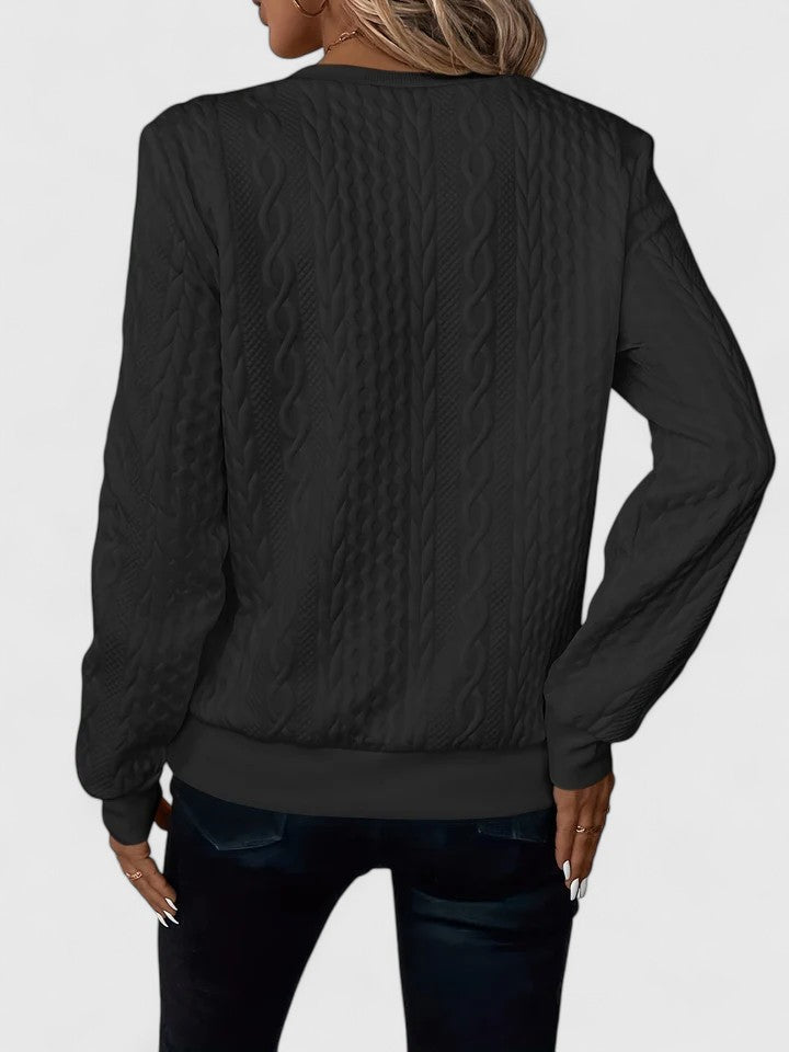 Deliora Pullover – Timeless elegance and stylish comfort for all occasions