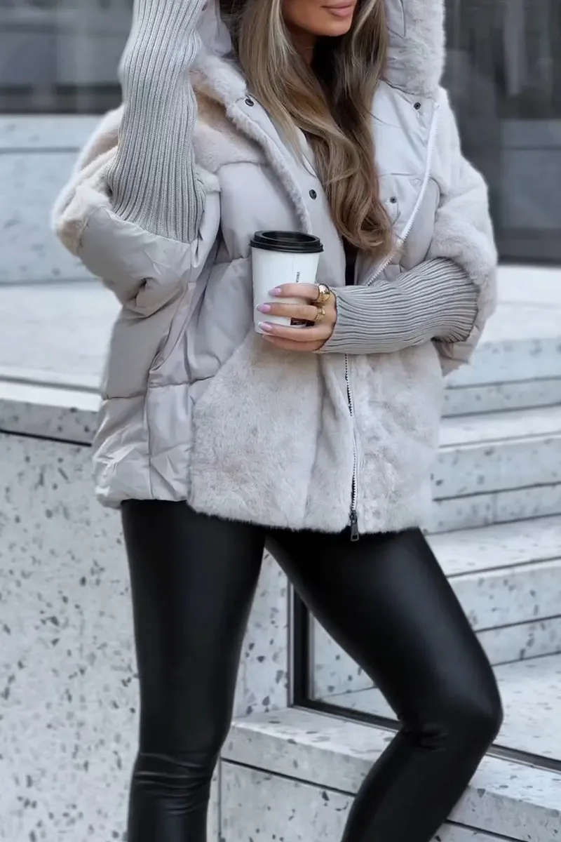 Riley™ - Stylish Modern and Luxurious Hooded Bomber Jacket for an Elegant Look