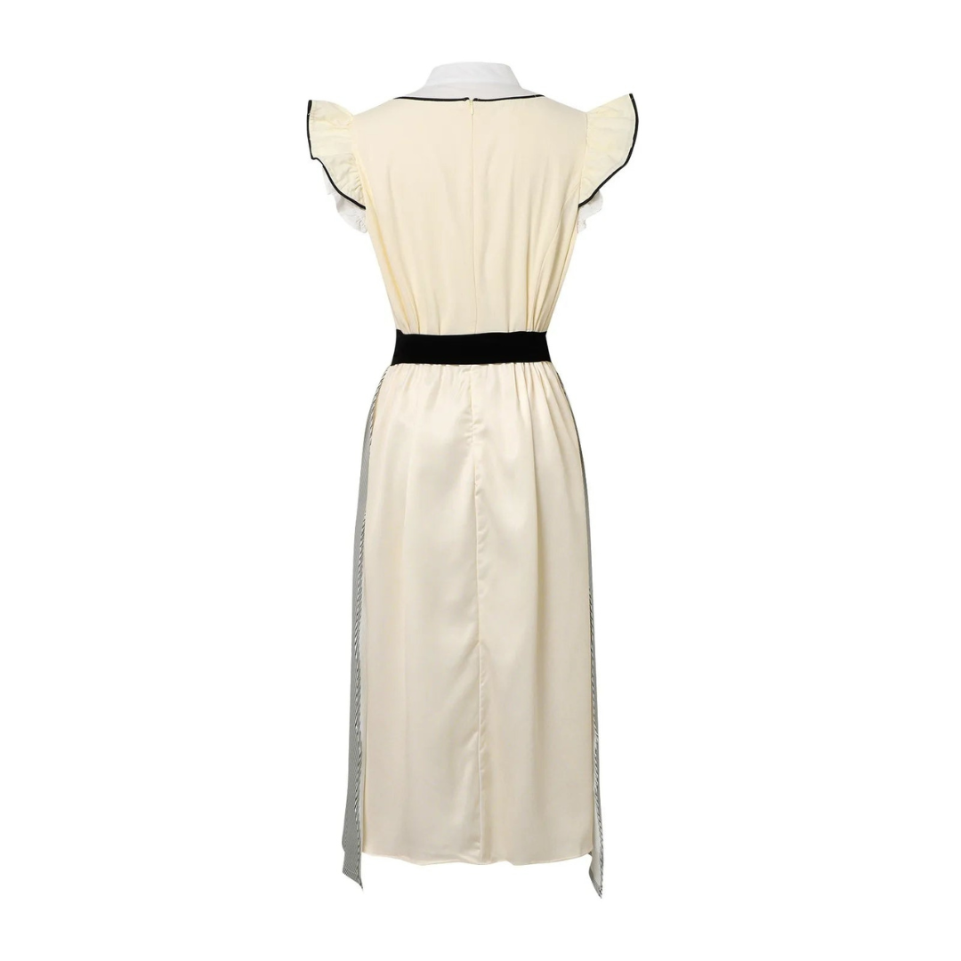 Elegant Women's Oktoberfest Dirndl with Chic Apron, Flattering Corset, and Authentic Traditional Details