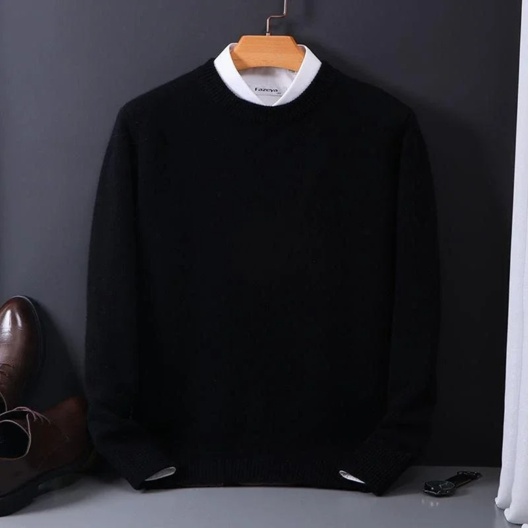 Thierry luxury cashmere sweater with a round neck for ultimate style and timeless comfort