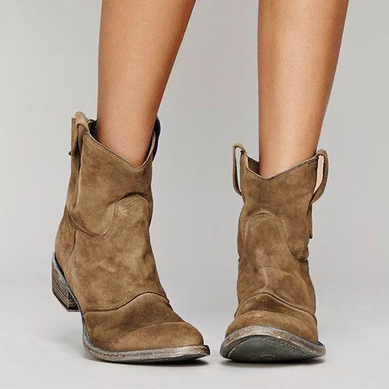 Elegant Carlotta – Timeless Leather Ankle Boots for Every Occasion
