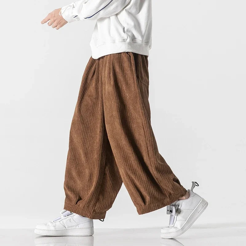 Enso Velvet and Suede Pants for an Elegant and Comfortable Style