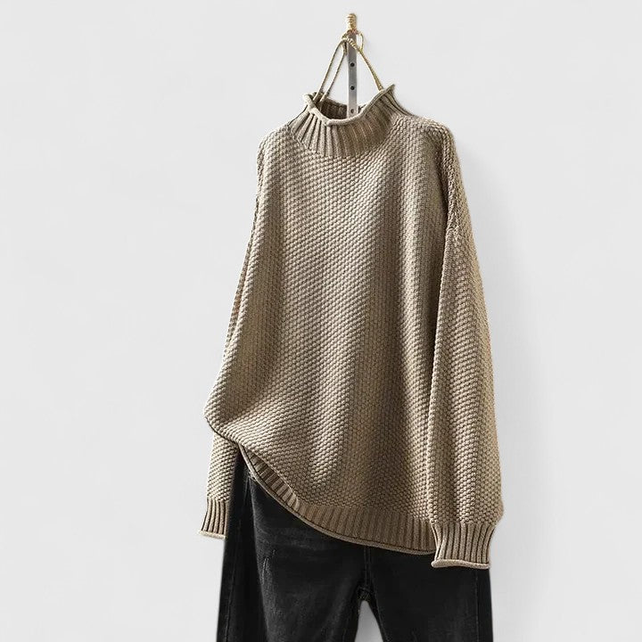 Suzi | Elegant and sophisticated sweater with refined style