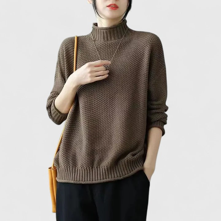 Suzi | Elegant and sophisticated sweater with refined style