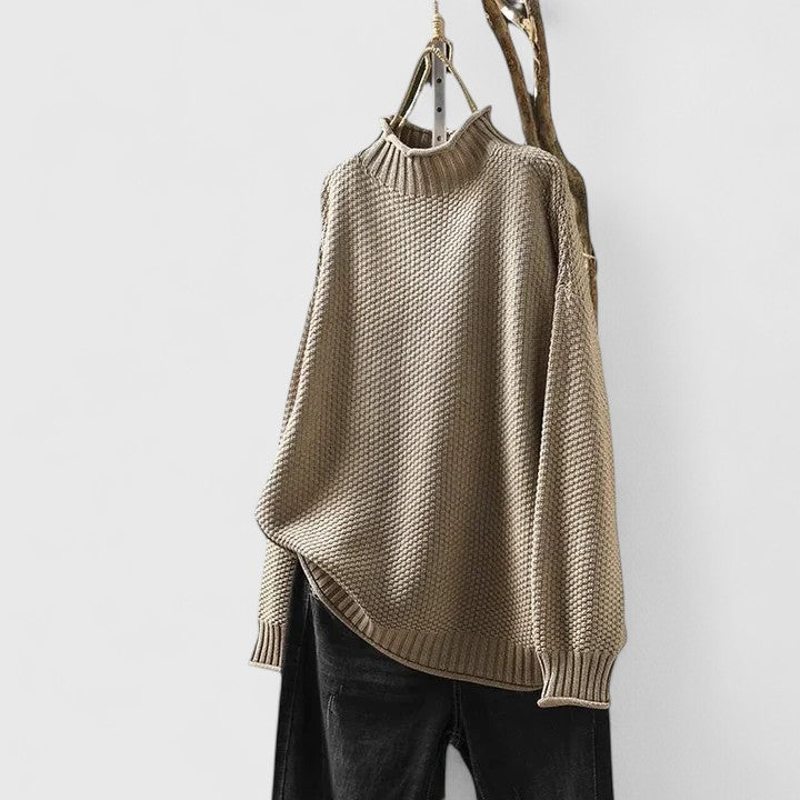 Suzi | Elegant and sophisticated sweater with refined style
