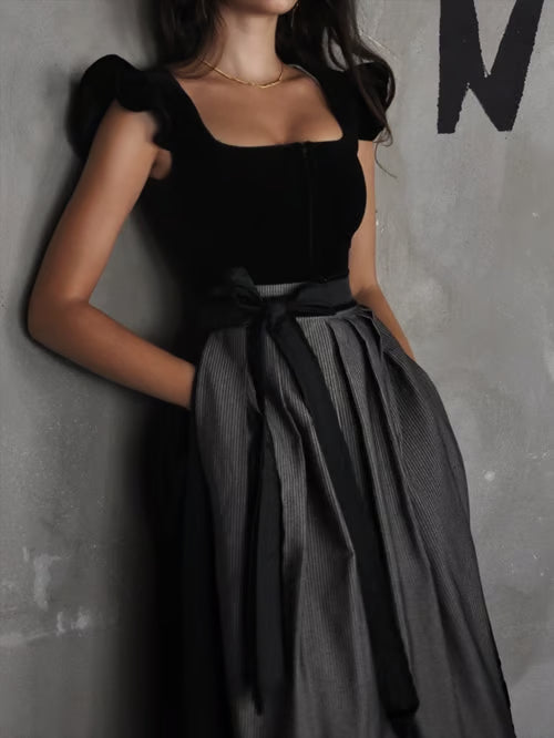 Chic Women's Knee-Length Dress with Stylish Bow and Elegant Lace Details
