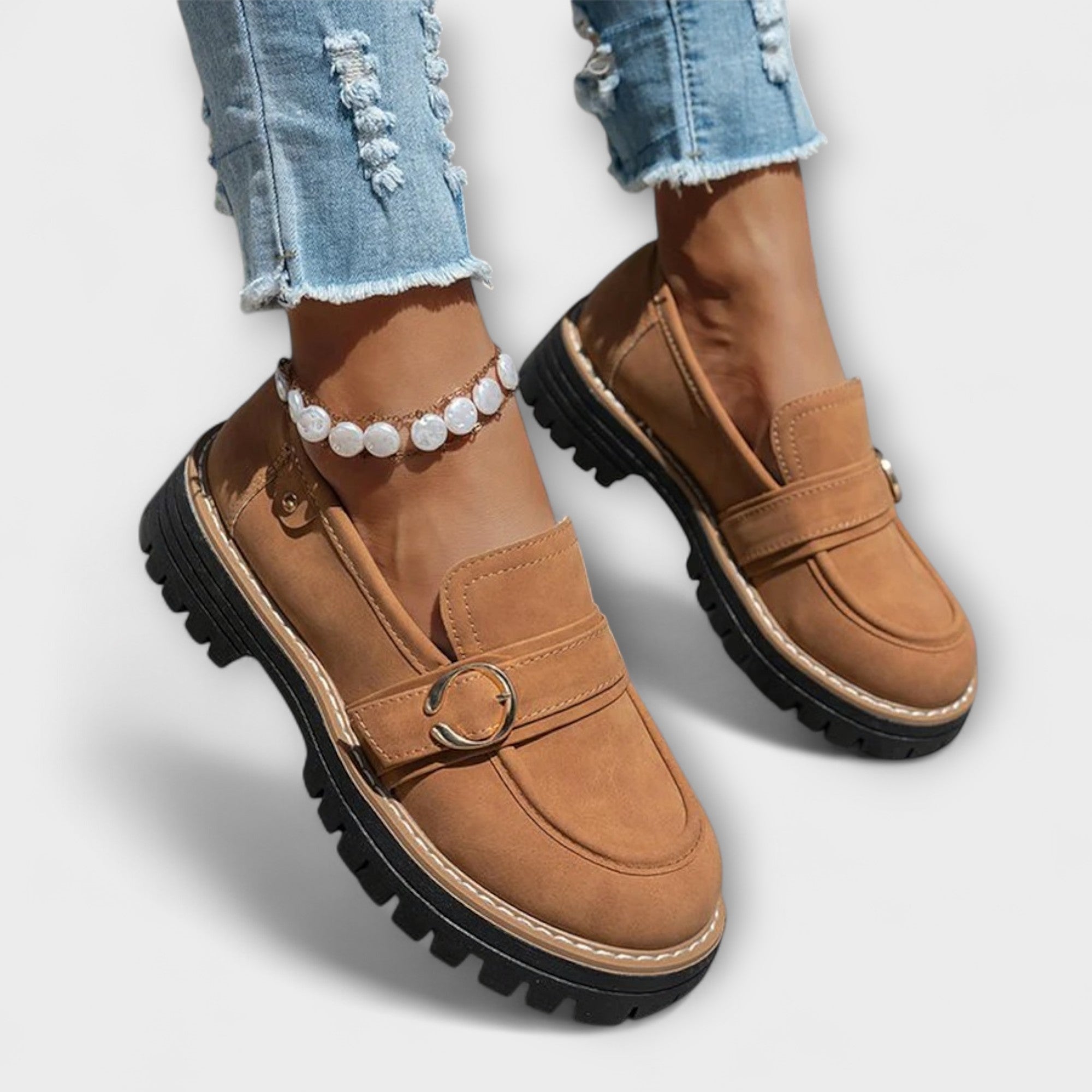Lora – Elegant Light Moccasins with Rounded Toe for Exceptional Comfort