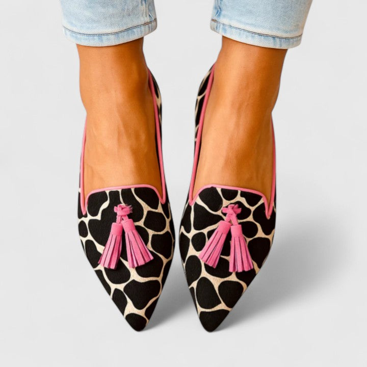 Dhreika | Modern and Comfortable Smart Loafer for an Elegant Look